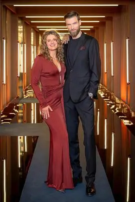 爱情盲选，波兰篇（2026），主演：Zofia Zborowska、Andrzej Wrona 高清海报